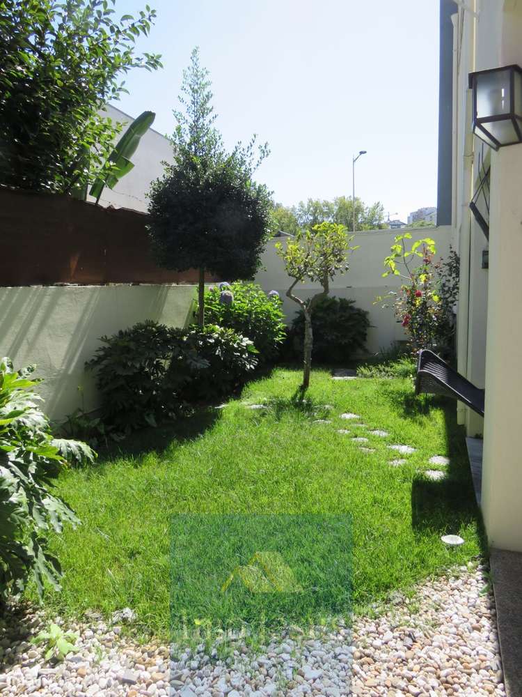 Moradia T5+2 Centro de Gaia-54