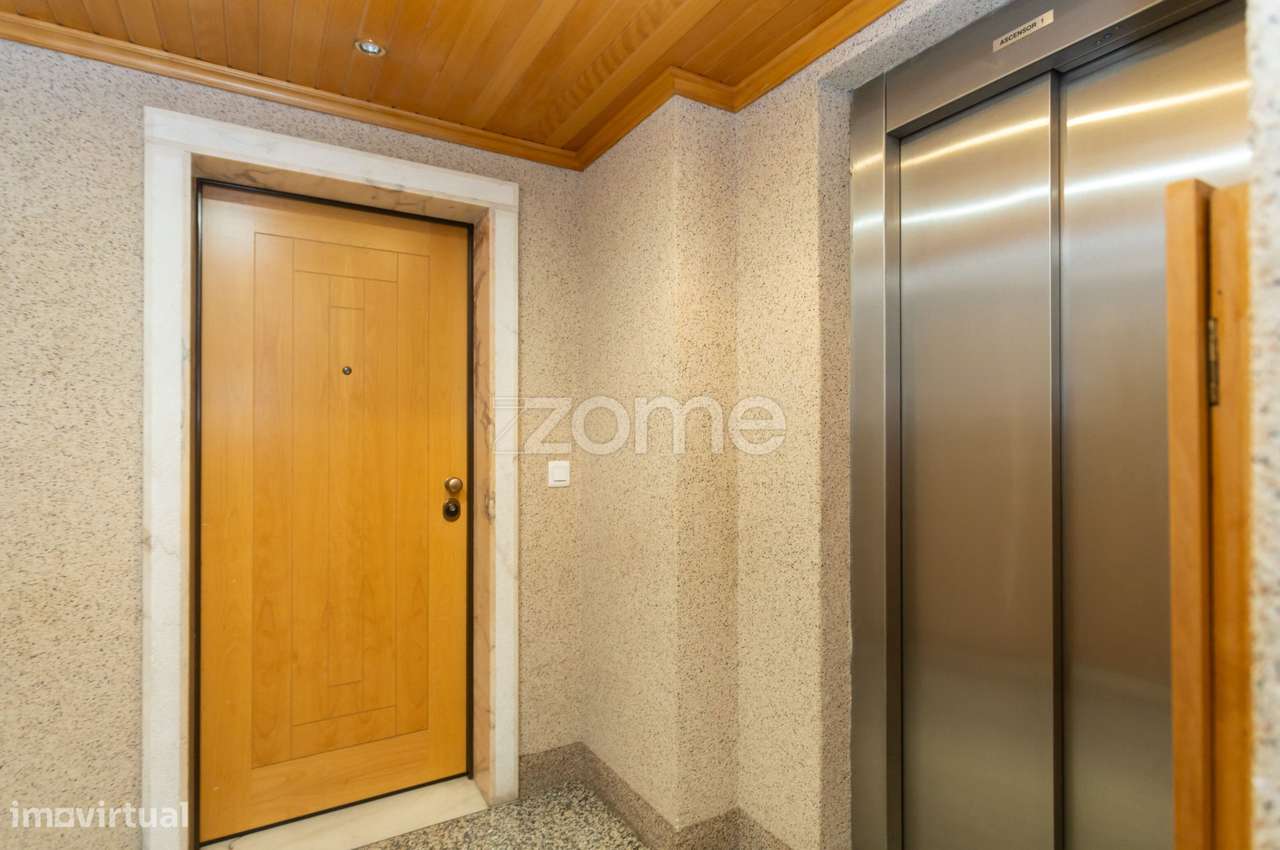 Apartamento T3, com Garagem, 114m2, no Seixal - 322.500,00€-6