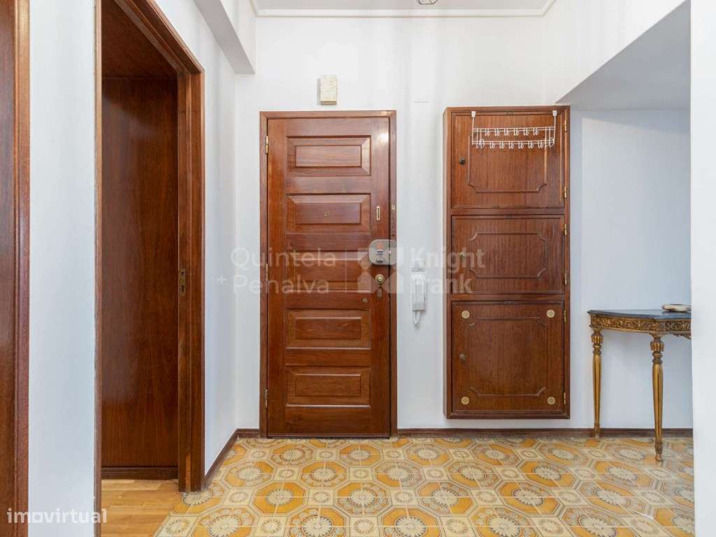 Apartamento T2 para arrendamento em Campo de Ourique - Grande imagem: 4/23