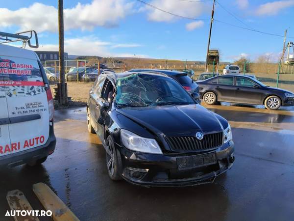 Dezmembram Skoda Octavia 2 VRS, 2011, 2.0 TDI CEGA, interior VRS, cutie Automata - 2