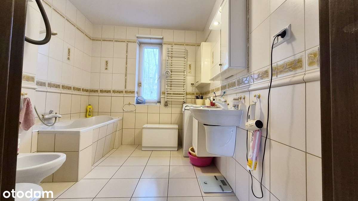 ZAWADA , 150 m2, subtelnie schowany blikso szkoły !-7