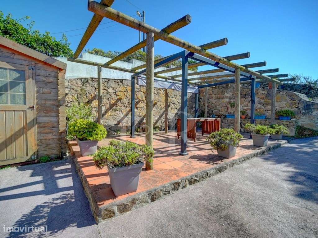 Moradia T2+3 com jardim e vista mar na Azóia, Sintra - Grande imagem: 5/57