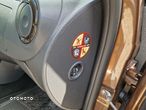 Dacia Duster 1.6 16V 4x2 Prestige - 33