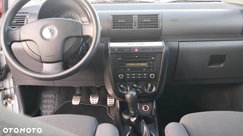 Volkswagen Fox 1.2 Style - 14