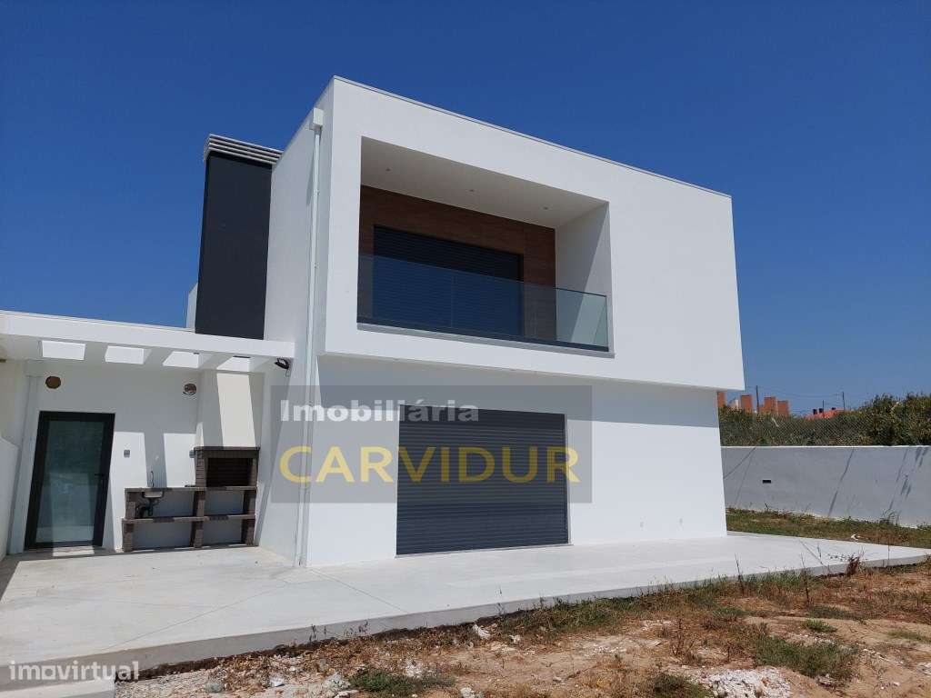 Moradia Ericeira a 12km V4 Nova em Lote com 730m2 e praia a 300m-28