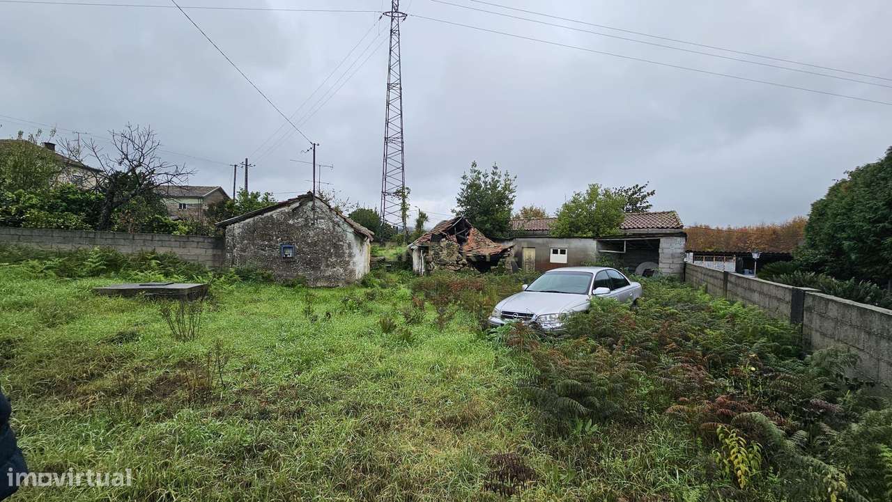 Moradia em Ruinas - Irivo, Penafiel - Grande imagem: 5/12