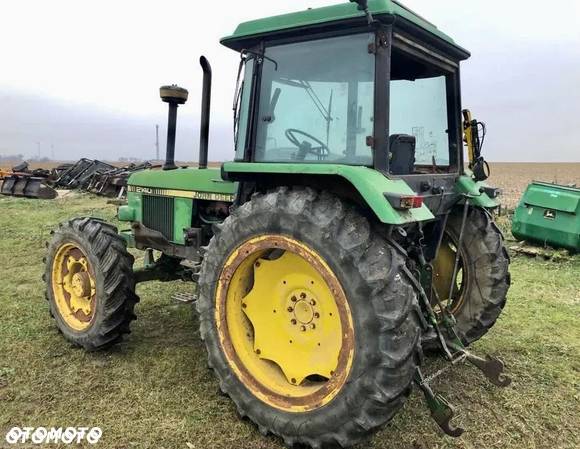 John Deere 2140 - 3