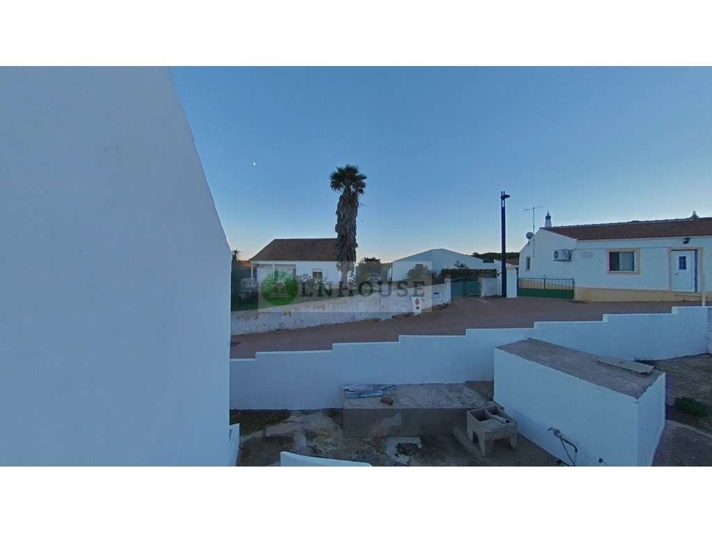 Moradia T3 com vista rio e campo, Almada de Ouro - Castro Marim-56