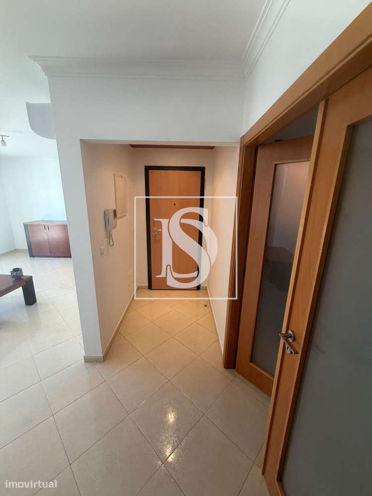 Arrenda-se T2 com Excelentes Áreas na Quinta do Anjo – Concelho de Pal - Grande imagem: 4/22