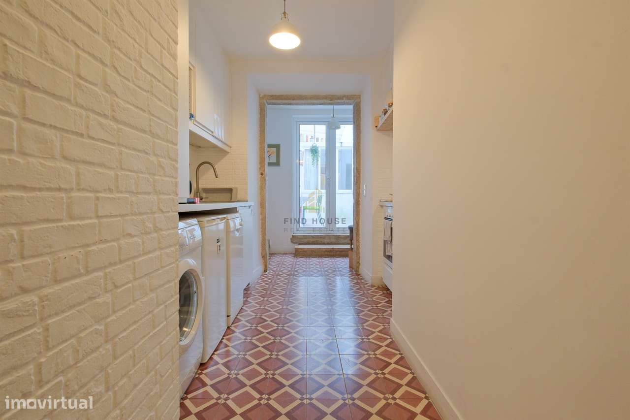 Apartamento T2 com licença para A.L. no centro de Lisboa - Grande imagem: 3/24