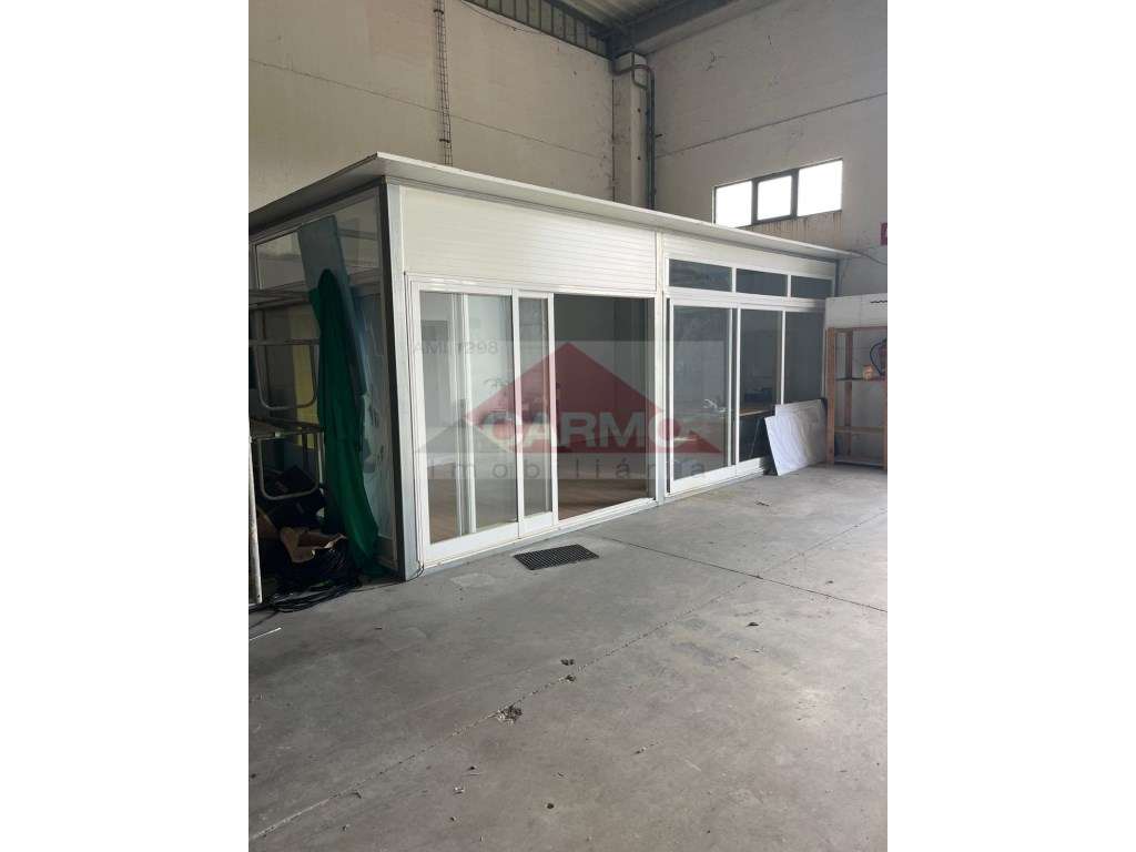 Arrenda-se Armazém. - Grande imagem: 2/9