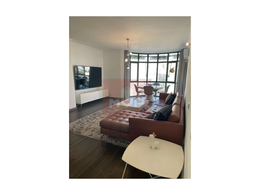 T3 renovado próximo do mercado de Faro-10