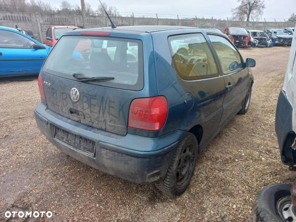 Vw Polo 1.4 16v 00r zderzak tylny kompletny - 2