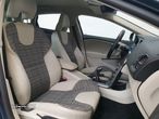 Volvo V40 2.0 D2 Summum - 24