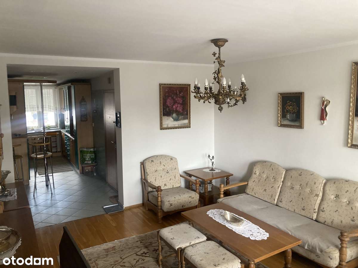 4 pokojowe mieszkanie w spokojnej dzielnicy, słońce od południa gratis - Pełny obrazek: 4/15