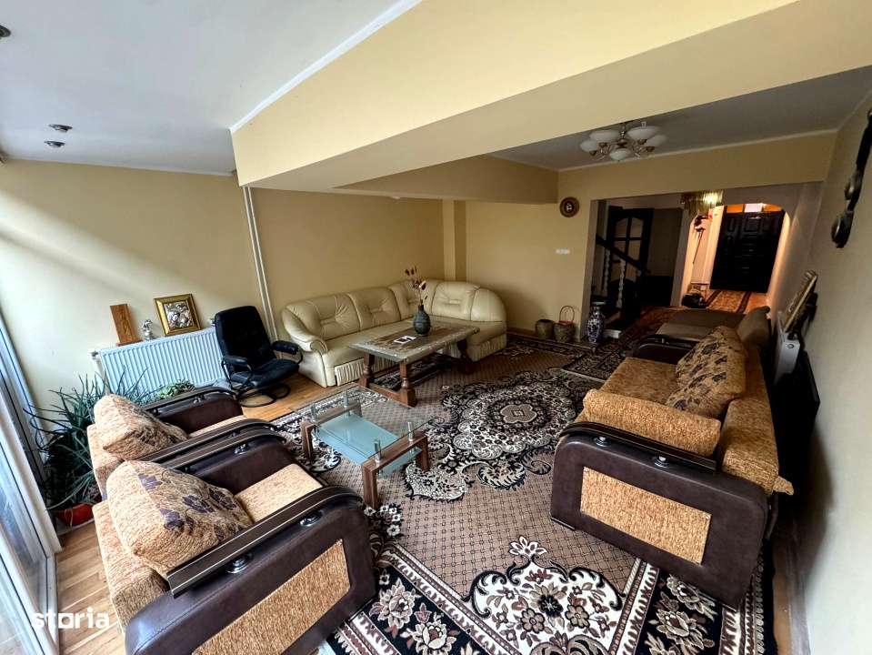 Vanzare triplex cu garaj si curte Zamca Suceava - 240mp- Oferta rara!-5