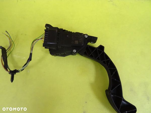 POTENCJOMETR GAZU FORD FOCUS MK2  4M51-9F836-AH NR70 - 1