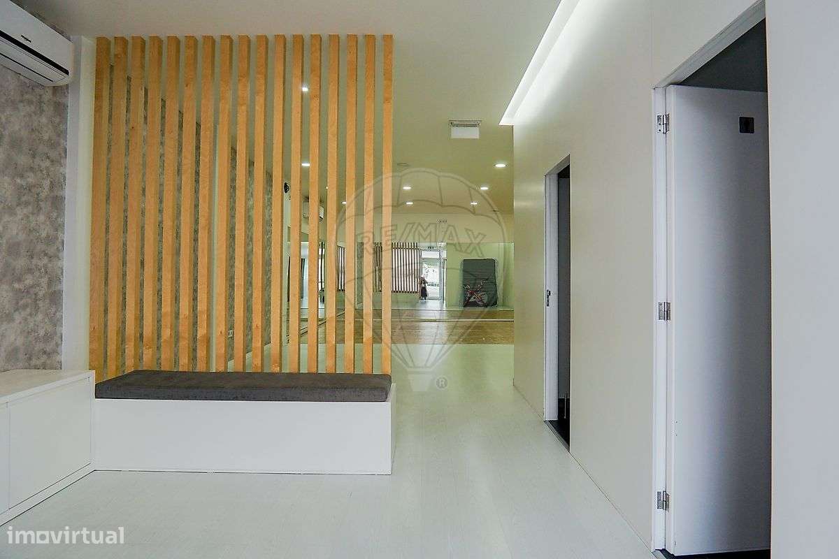 Loja  para arrendamento - Grande imagem: 2/11