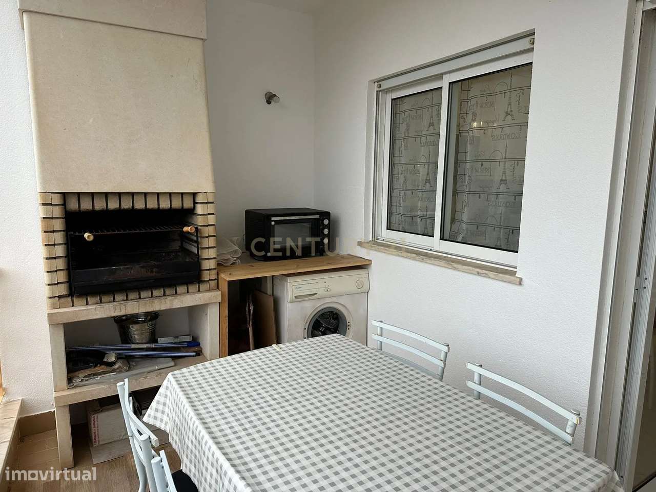 Magnífico apartamento T2 com Piscina e vista mar no coração de Albufei-29