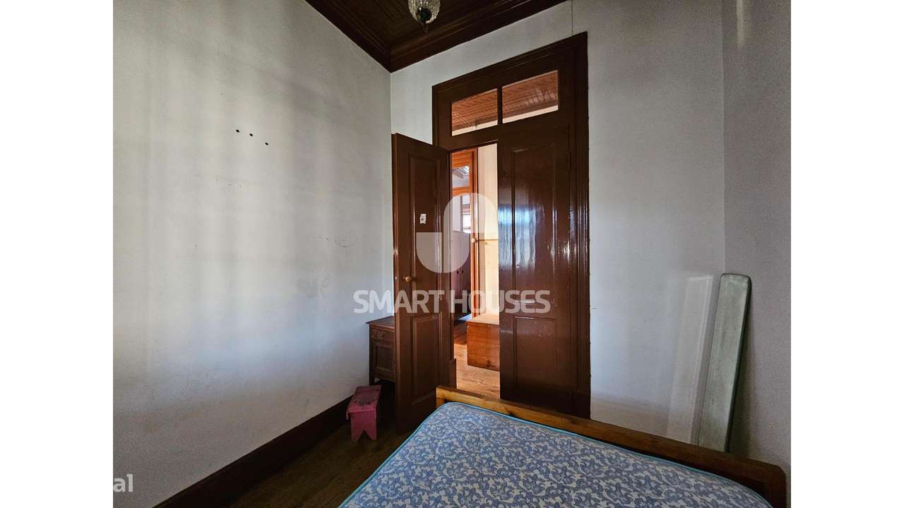 Moradia T4+T2 Pombeiro c/ terreno-11