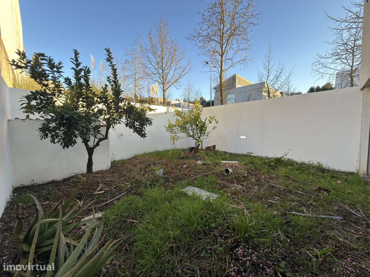 Moradia T3 - Nogueira da Maia - Grande imagem: 5/15