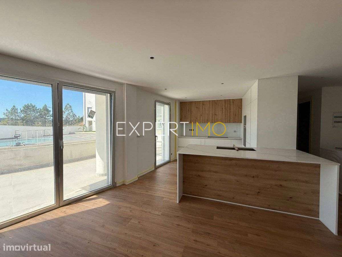 Apartamento T3 Duplex novo em Pombal-1