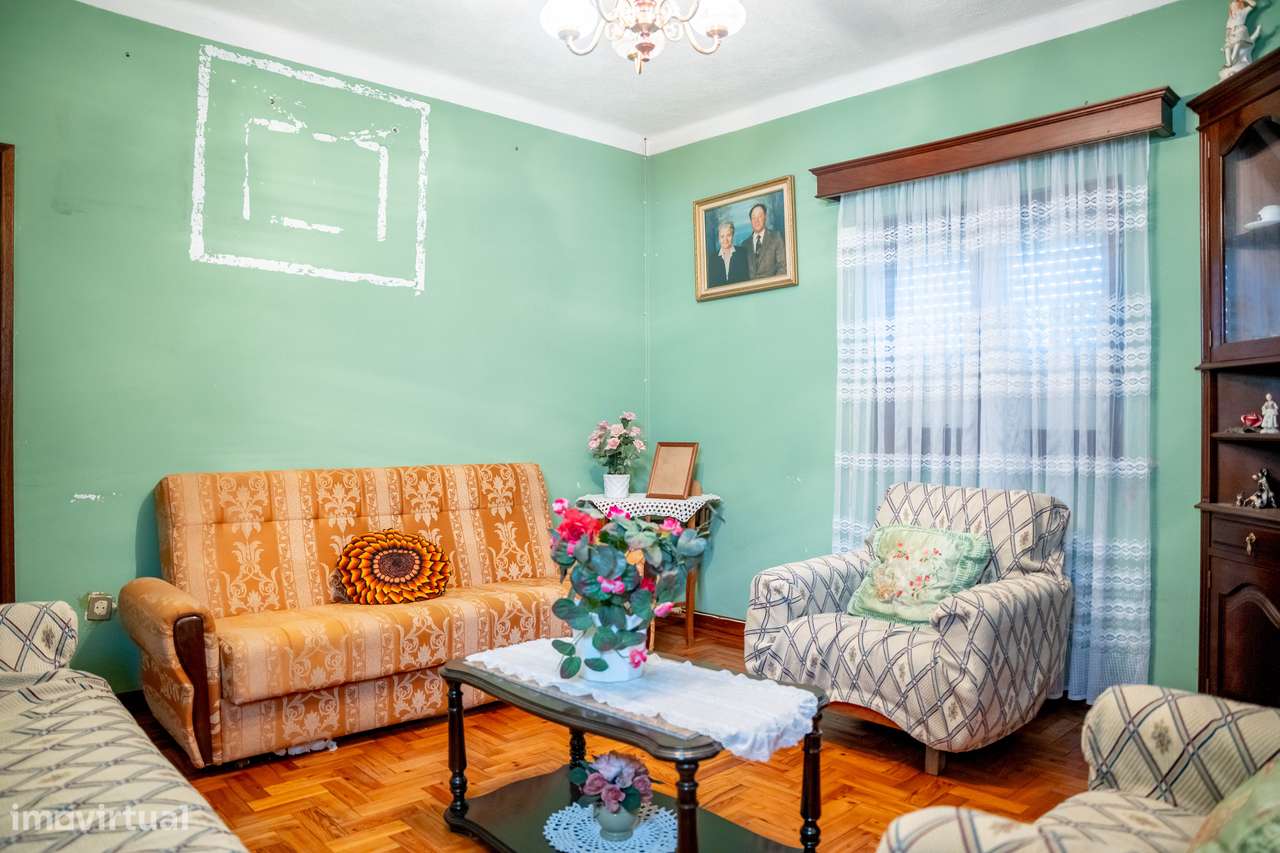 Oportunidade única: conforto, terreno e preço justo-20