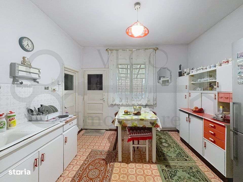 Casa individuala cu 3 camere, 100 mp, teren 450 mp, zona Aviatiei-9