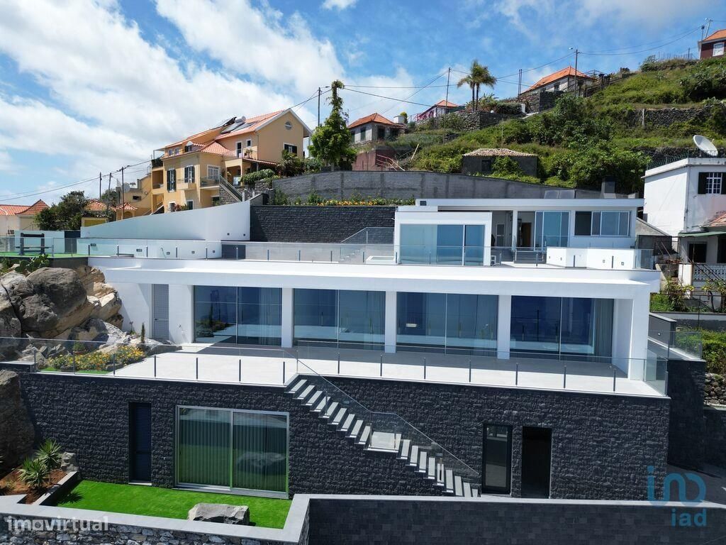 Casa / Villa T3 em Madeira de 298,00 m2