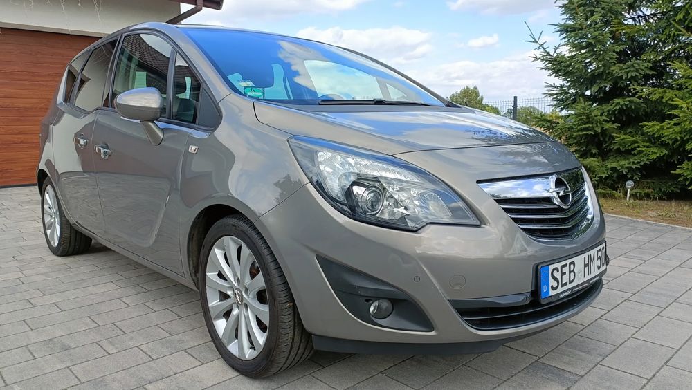 Opel Meriva II (2010-) 1.4 T Cosmo 2011