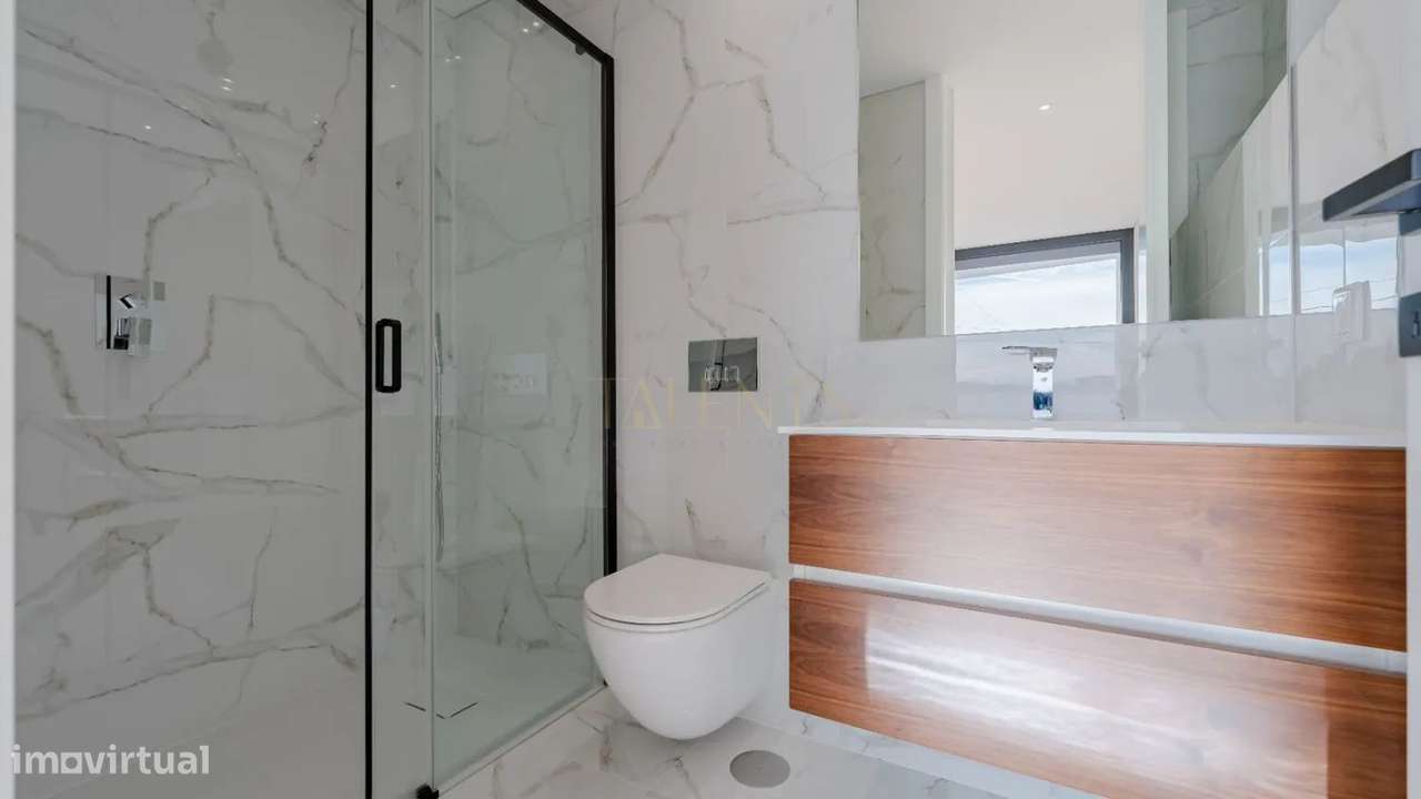 Moradia T4 de Luxo em Gonça a 10 Minutos do Centro de Guimarães-10