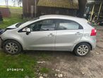 Kia Rio - 9