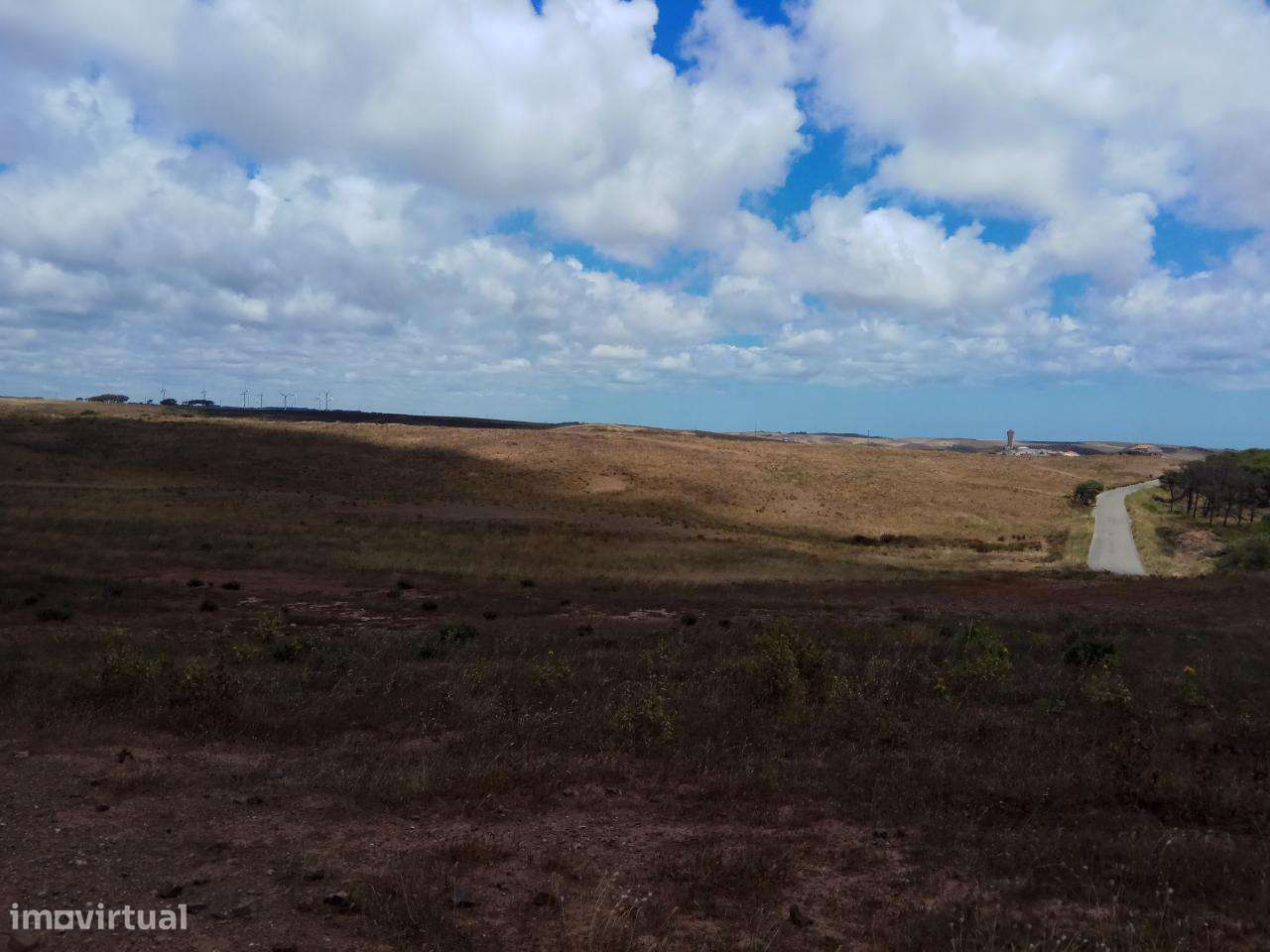 Terreno Rústico Currais Velhos - Vila do Bispo _ 664Lagos V13-9