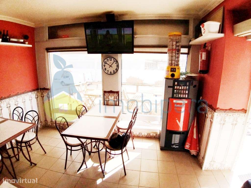 Snack Bar todo equipado em zona revitalizada, a 50 metros do areal! - Grande imagem: 4/13