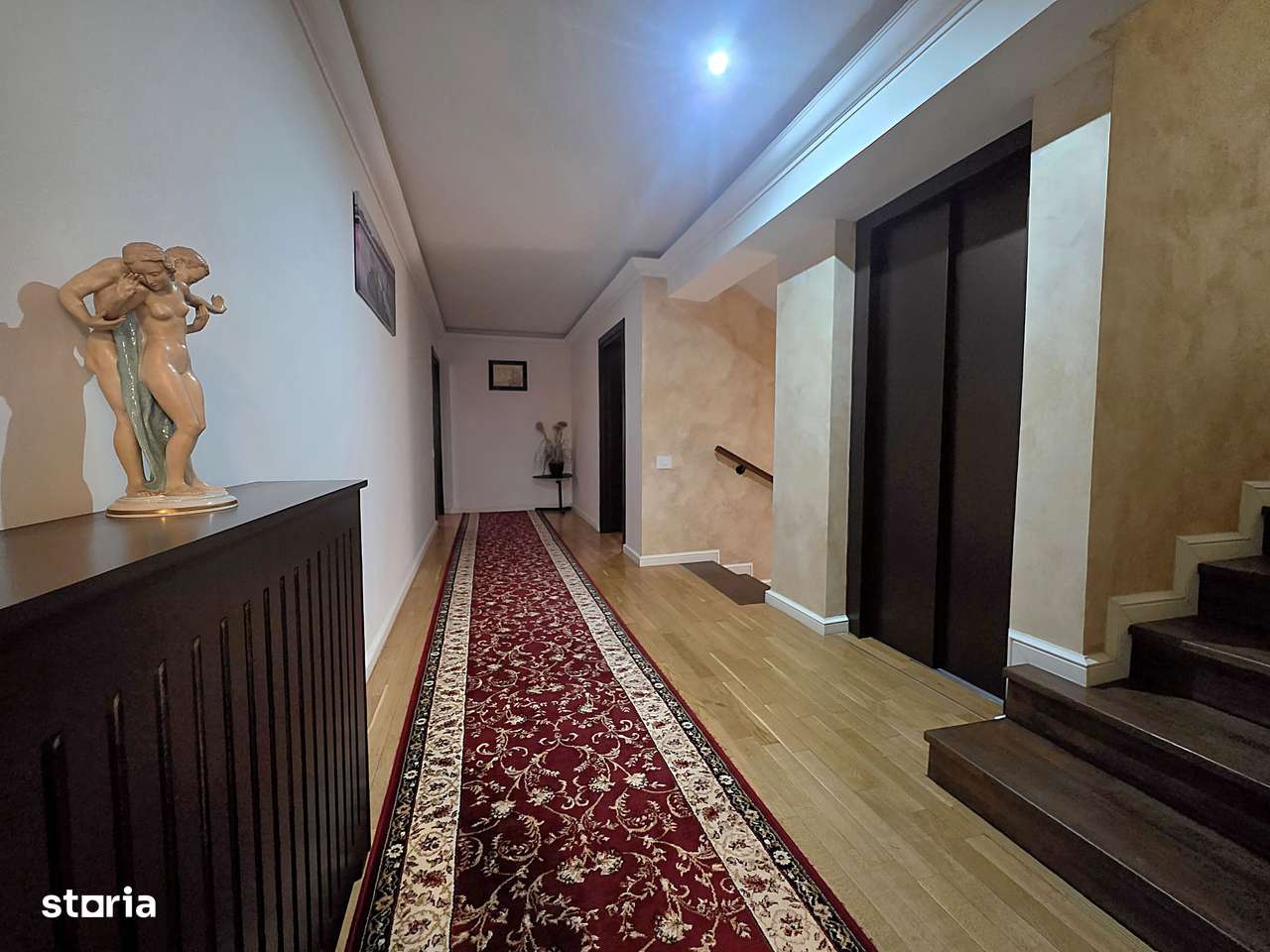 Vilă excepțională cu lift, piscina și teren de 1000 mp | VOLUNTARI-7