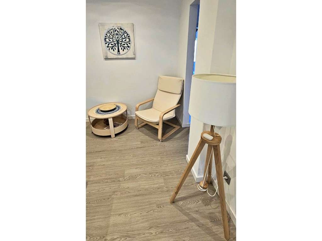 Andar Moradia T2 em Frente à Praia de Angeiras-15