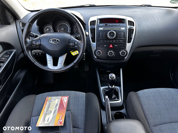 Kia Ceed 1.4 CVVT LX - 9