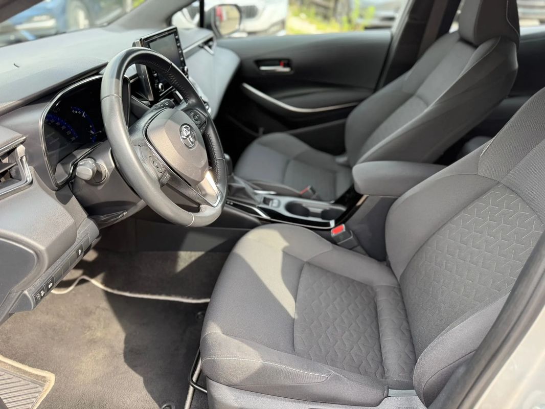 Toyota Corolla - 18