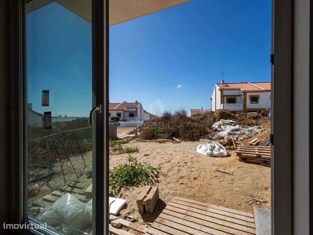Moradia T4 nova com piscina e de Design moderno, em Mafra. - Grande imagem: 2/48
