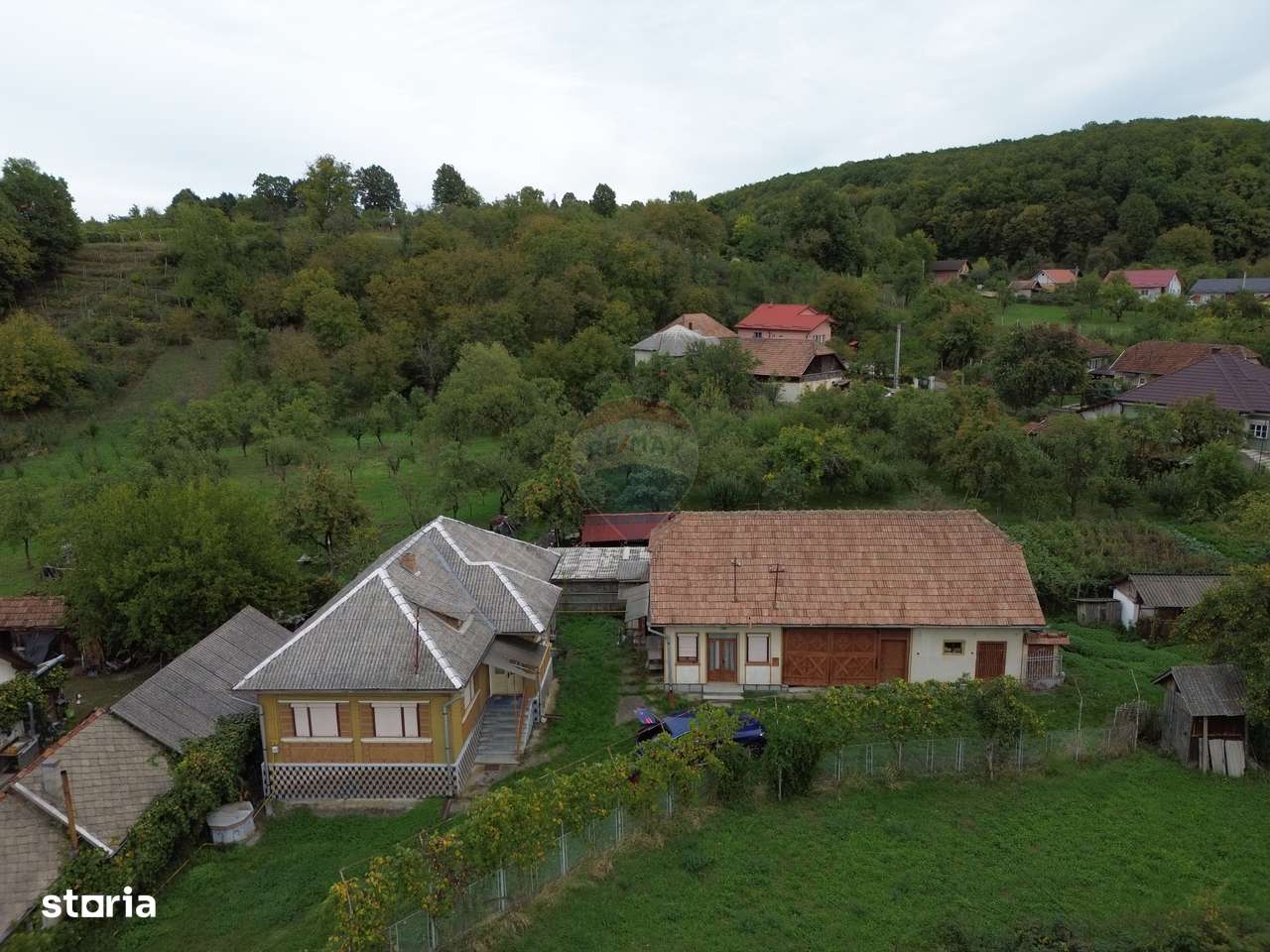 Casă din caramida cu 4 camere de vânzare in Bucumi MM langa DN - Imagine principală: 5/20