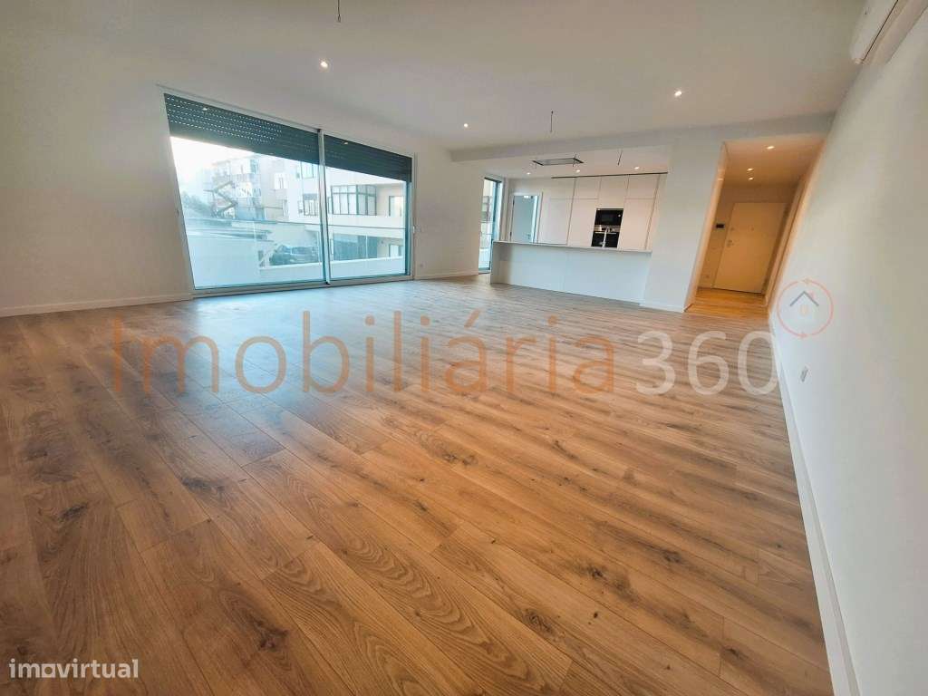 ** Apartamento T3 no Senhora do Porto Residence **-0