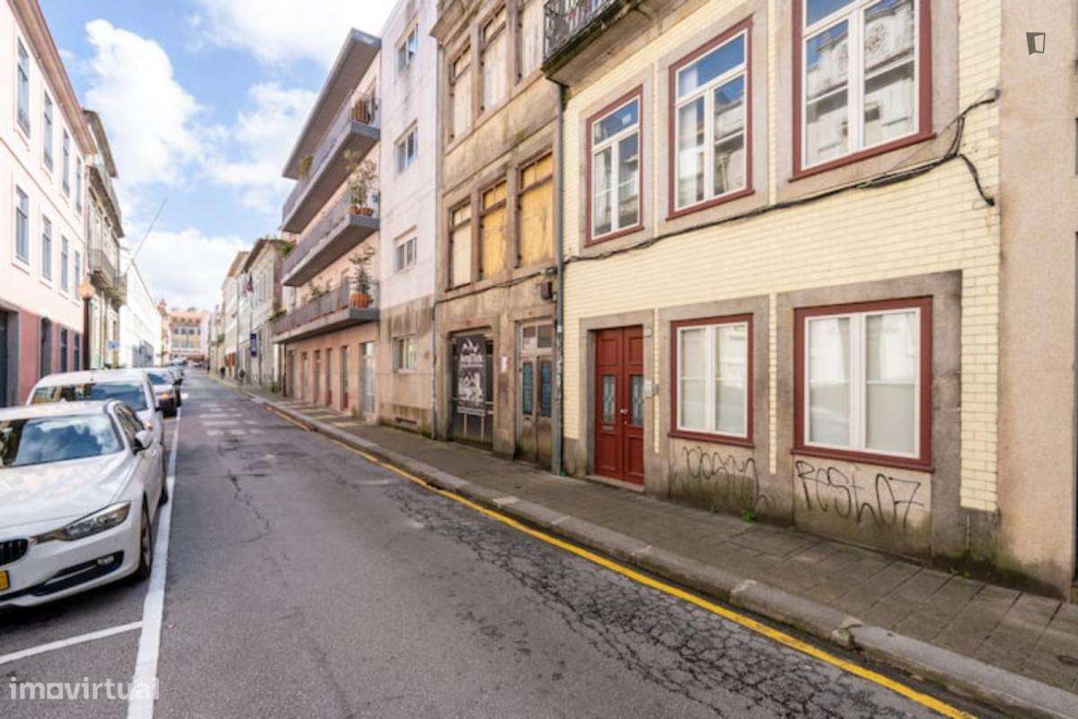 Estúdio - localizado em Cedofeita Porto - Grande imagem: 5/10