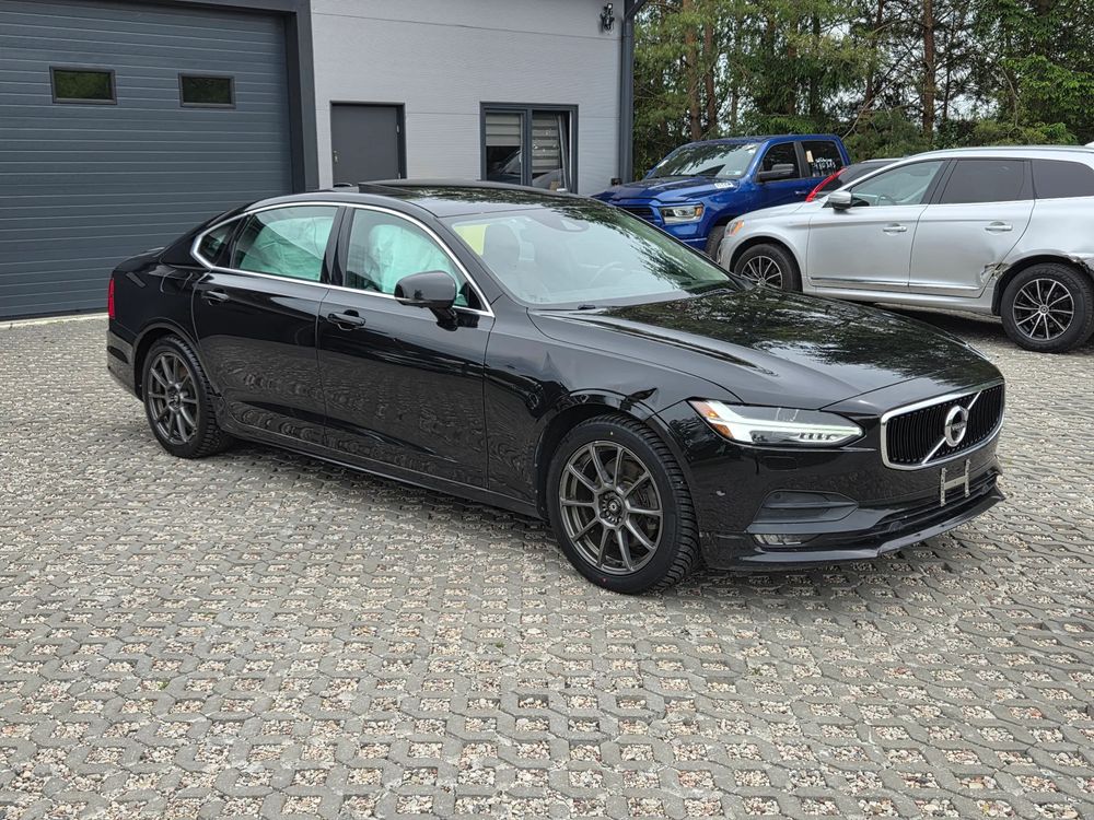 Volvo S90 T5 Momentum 2018