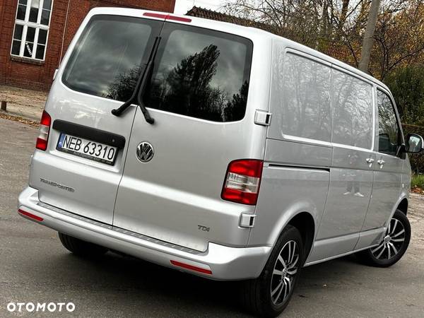 Volkswagen Transporter - 12