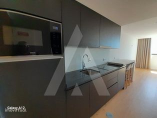 Apartamento T0 totalmente mobilado, localizado junto à Universidade de