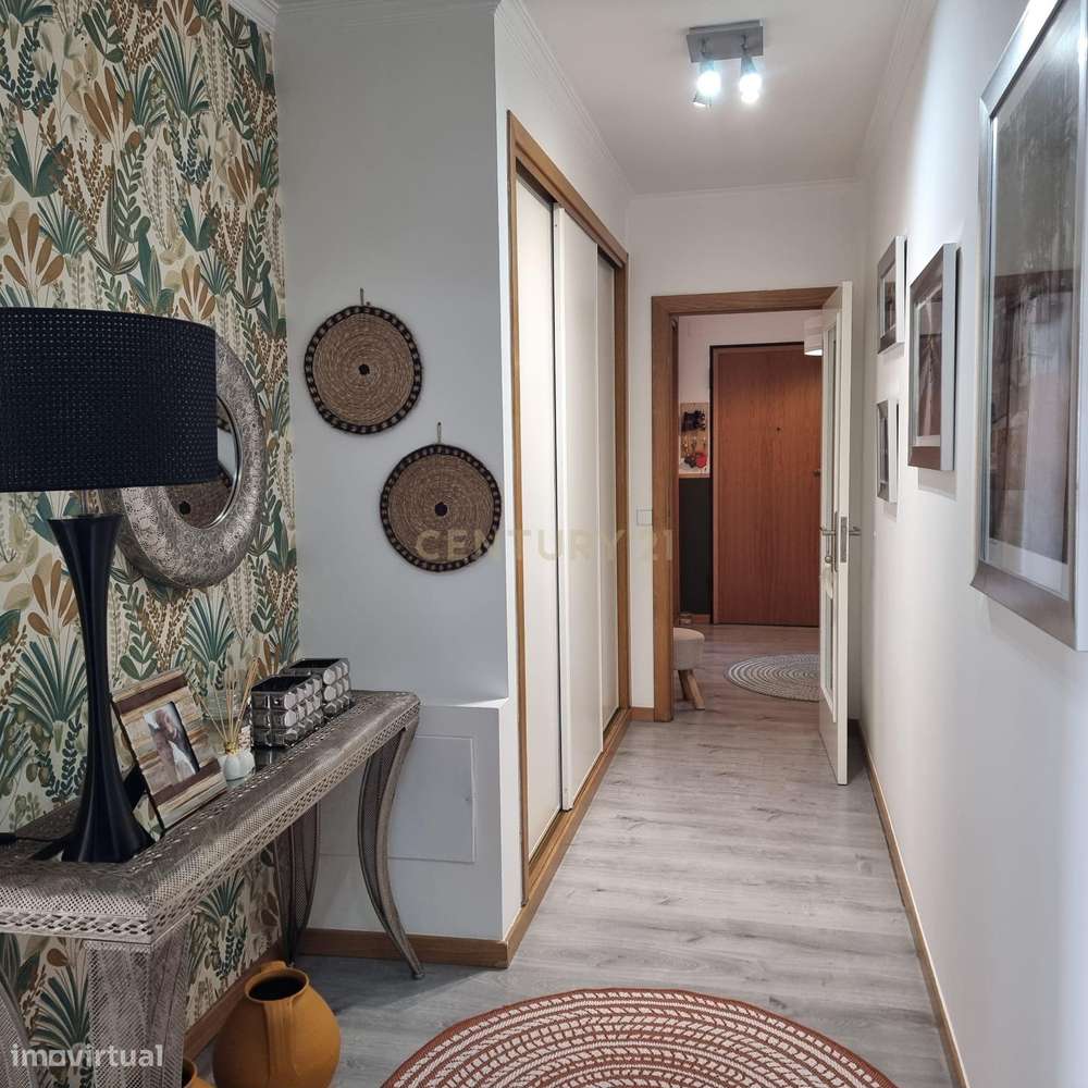 Apartamento Moderno Em Marinha Grande Leiria 140M
