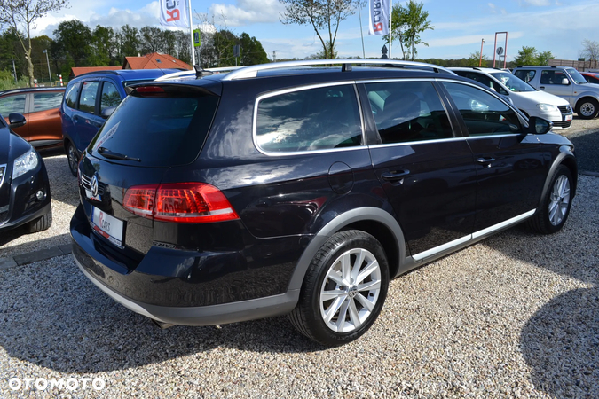 Volkswagen Passat Alltrack 2.0 TDI 4Motion DSG BlueMotion Tec - 14