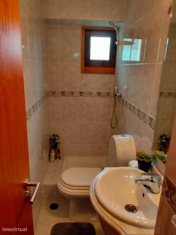 Andar Moradia em Banda - T3 Duplex na Senhora da Hora com garagem box-10