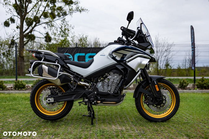 CFMoto MT - 33