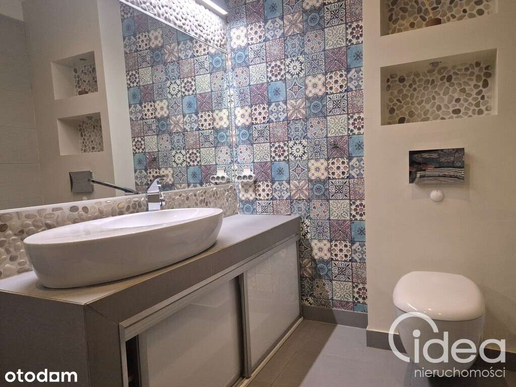 4 pokoje z balkonem, 1 piętro-8